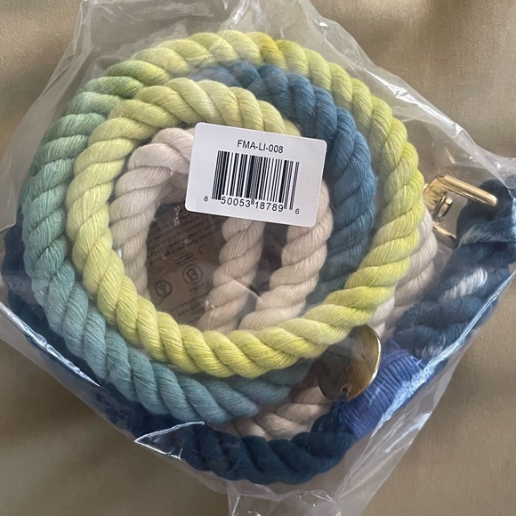 🆕Found My Animal Ombré Pet Leash - Picture 2 of 6